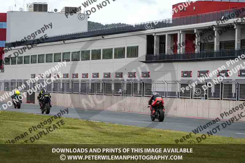 cadwell no limits trackday;cadwell park;cadwell park photographs;cadwell trackday photographs;enduro digital images;event digital images;eventdigitalimages;navarra;no limits trackdays;peter wileman photography;racing digital images;trackday digital images;trackday photos